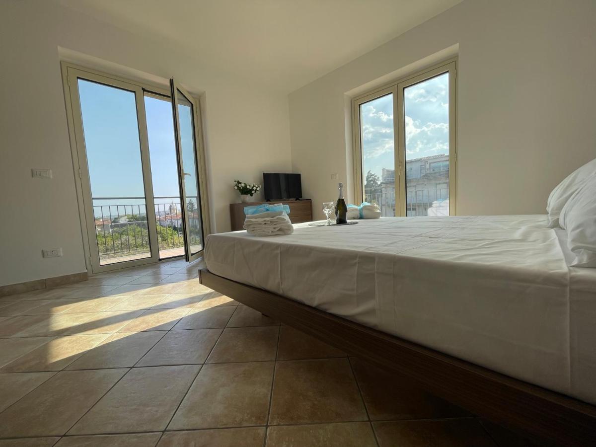 Maison De Cheeramie - Tourist Apartments Tra Mare E Etna Mascali Ngoại thất bức ảnh