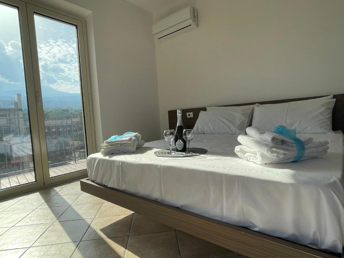 Maison De Cheeramie - Tourist Apartments Tra Mare E Etna Mascali Ngoại thất bức ảnh